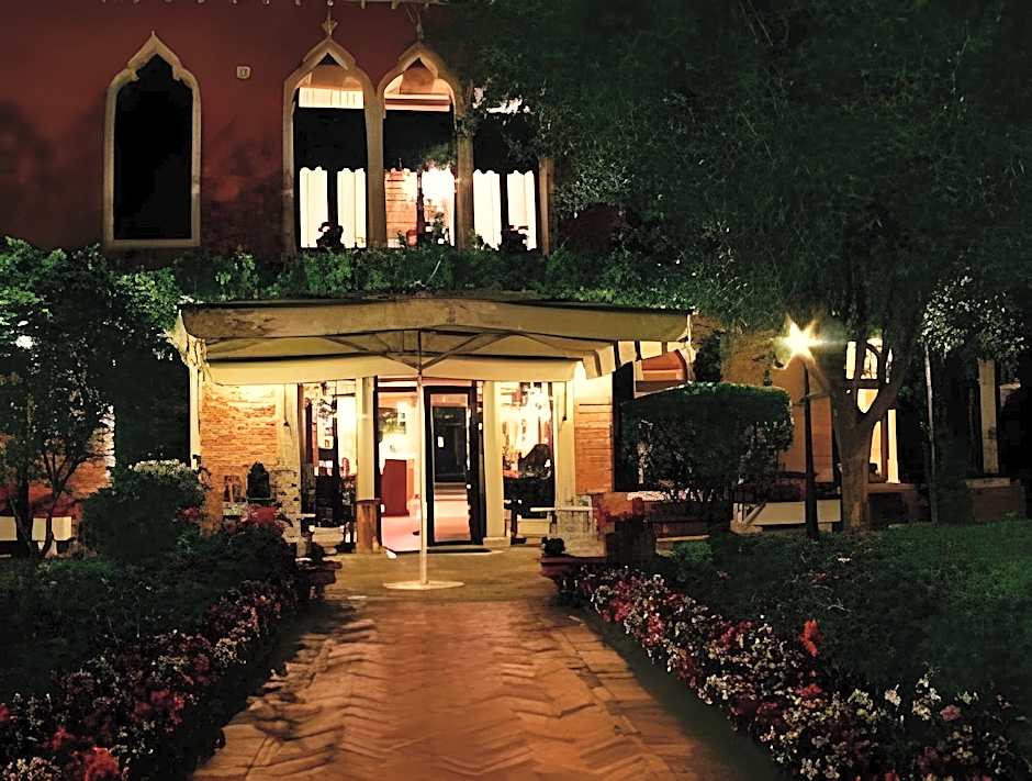Pensione Accademia - Villa Maravege