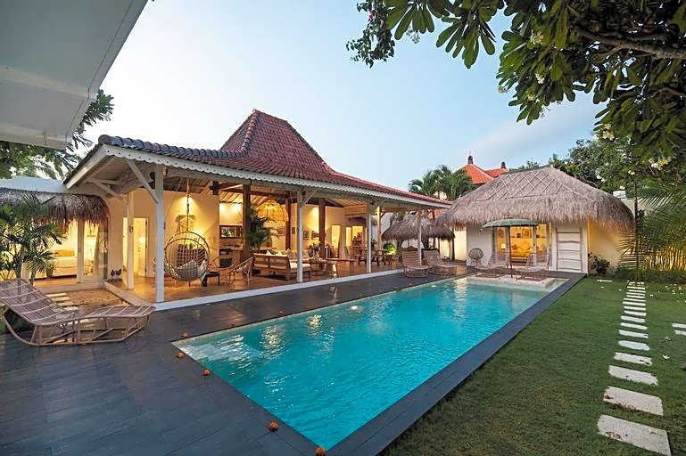 Villa M