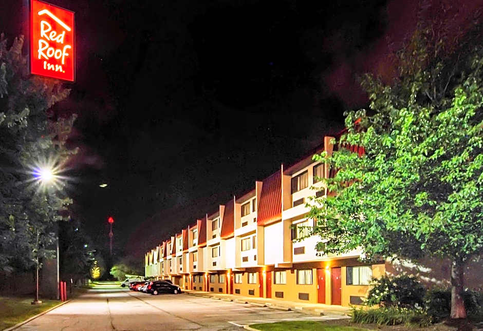 Red Roof Inn Cleveland Airport-Middleburg Heights
