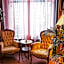 Tante ALMA's Mülheimer Hotel