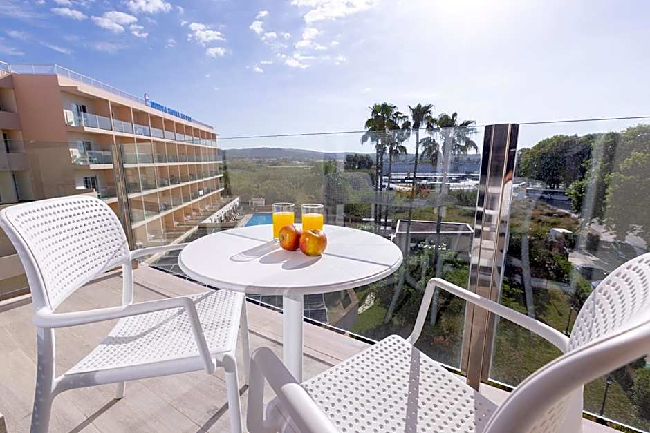 Invisa Hotel Es Pla - Adults Only