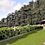 Honeymoon Inn