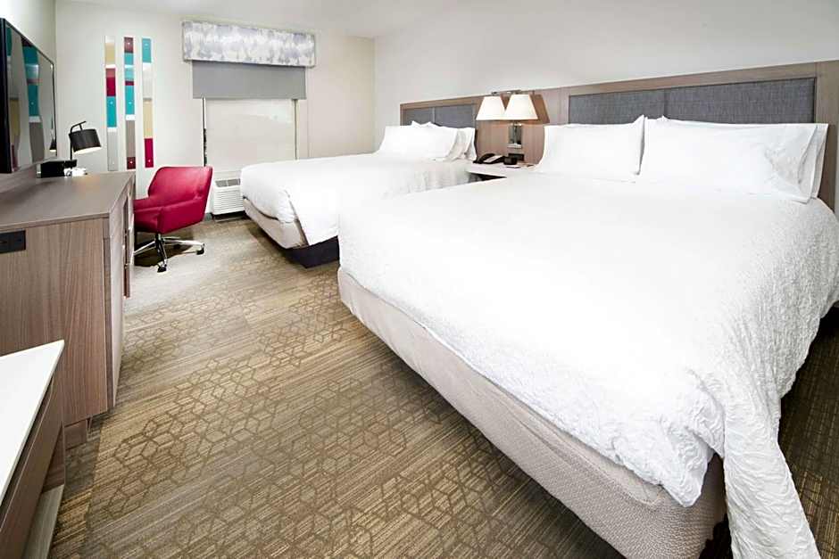 Photo 1 of 3 of 2 Queen Beds