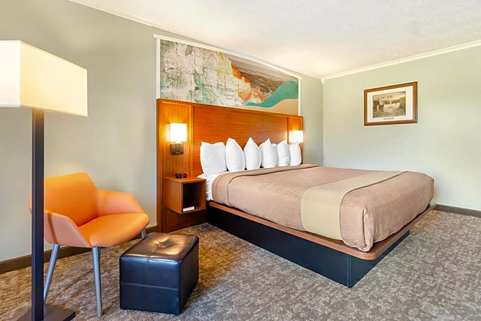 Best Western Plus Ahtanum Inn