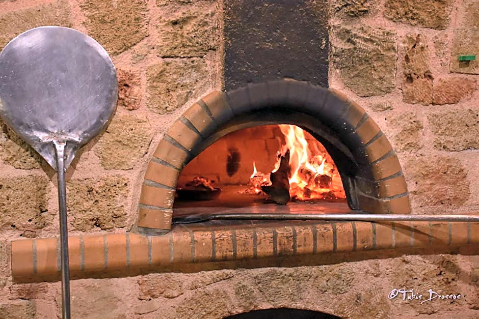 24 Seven Boutique Hotel