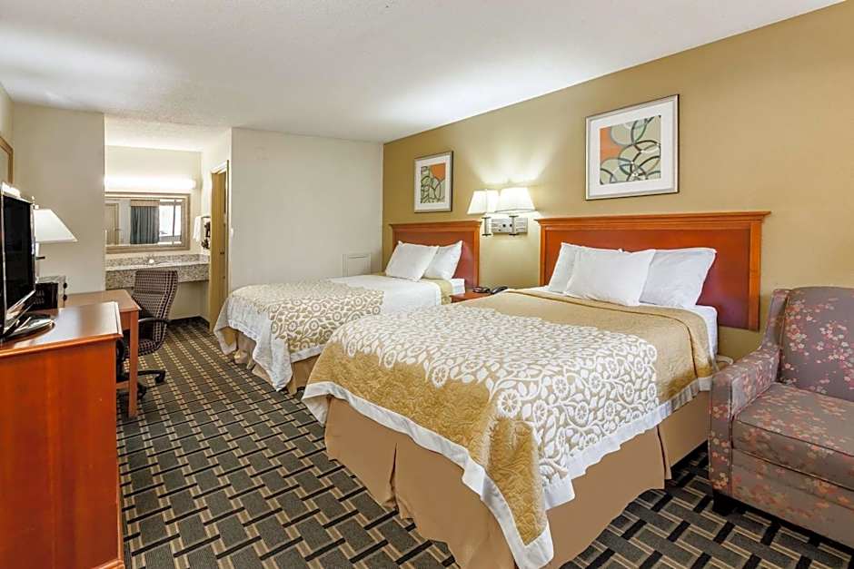 Days Inn by Wyndham Kent - Akron