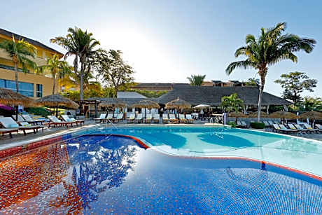 Family Selection at Grand Palladium Vallarta Resort & Spa - All Inclusive