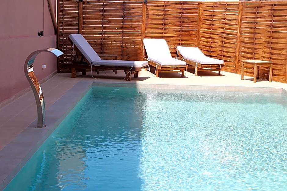 Mithos Premium Rooms