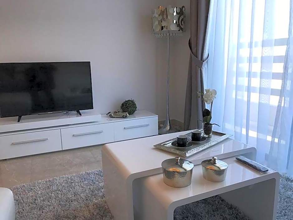 AL Amaken Residence