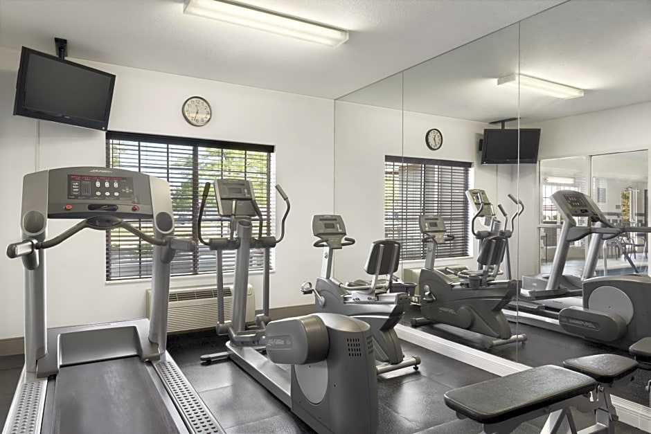 Country Inn & Suites by Radisson Romeoville - Bolingbrook