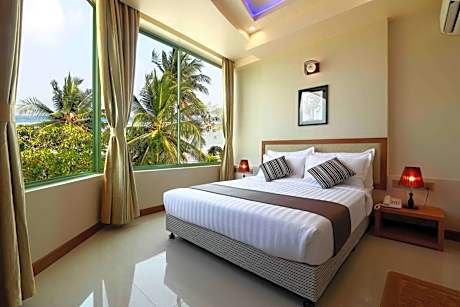 King Room with Sea View