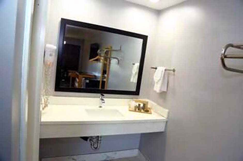 Grandpark Inn – Baldwin Park, CA