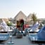 Pyramid Front Hotel