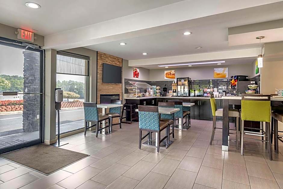 Quality Inn & Suites Athens University Area