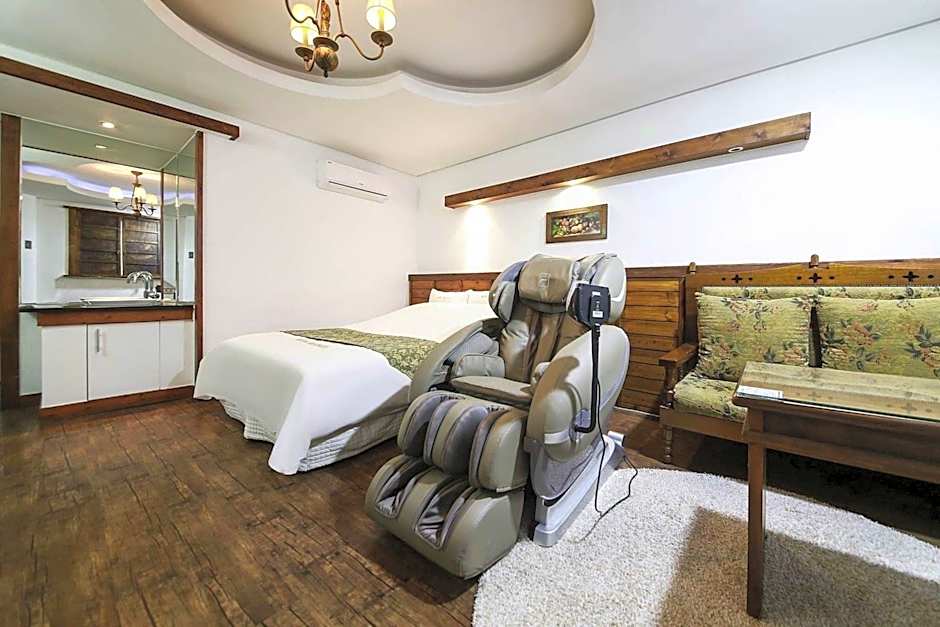 Cheonan Business Hotel