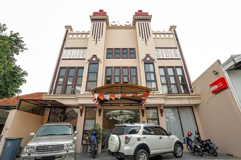 OYO 240 Audah Sevana Syariah Hotel