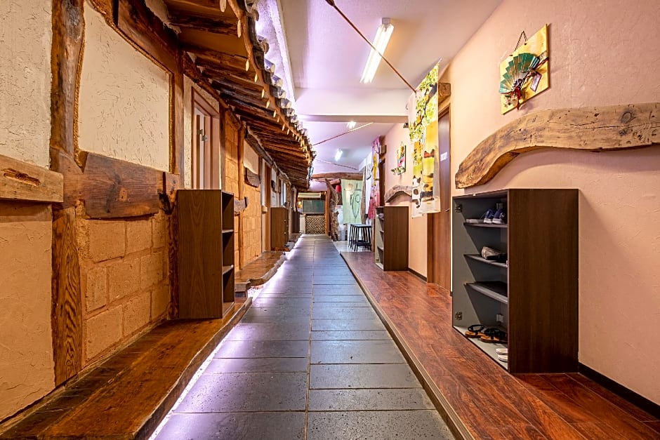 Tokyo House Inn