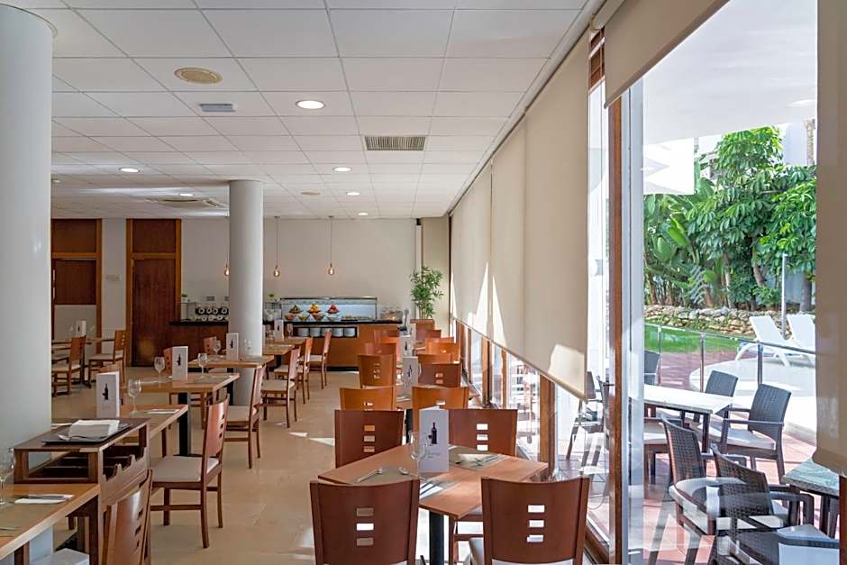 Aluasun Lago Rojo - Adults recommended