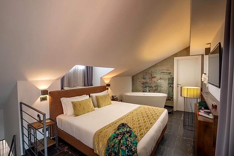 Navona Essence Hotel