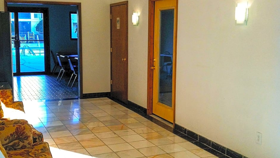 Oaktree Inn & Suites Oklahoma City – Oklahoma City, OK