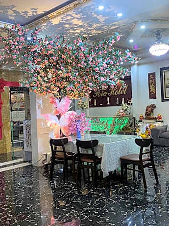 RIO HOTEL