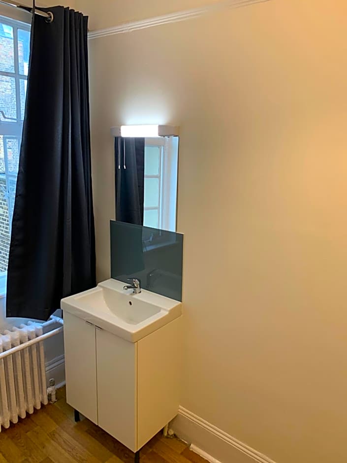 Sandeman-Allen Hostel (Bayswater)