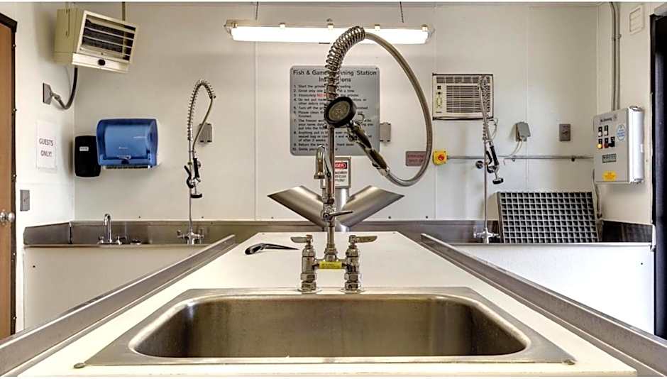 Fireside Inn And Suites