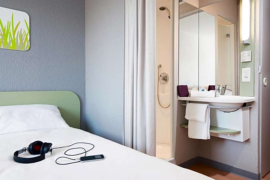 ibis budget Rennes Route de Saint Malo