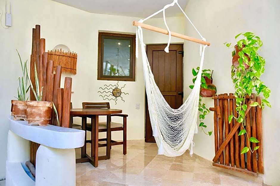 Playa Palms Beach Hotel