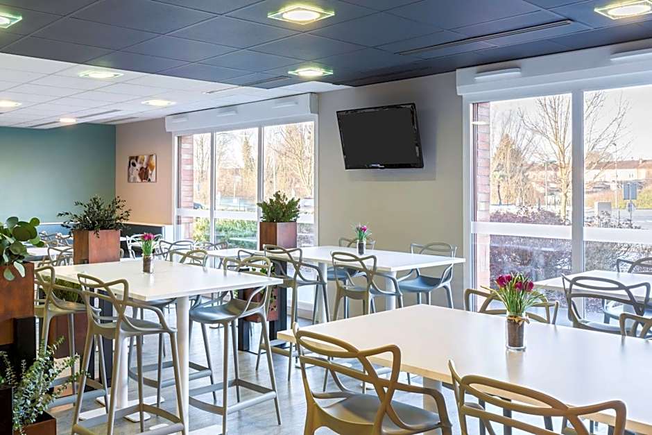 Sure Hotel by Best Western St-Amand-Les-Eaux