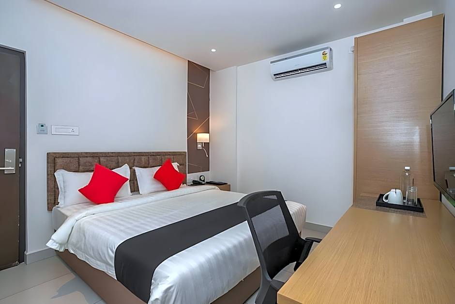Vihaari 24 Business Hotel