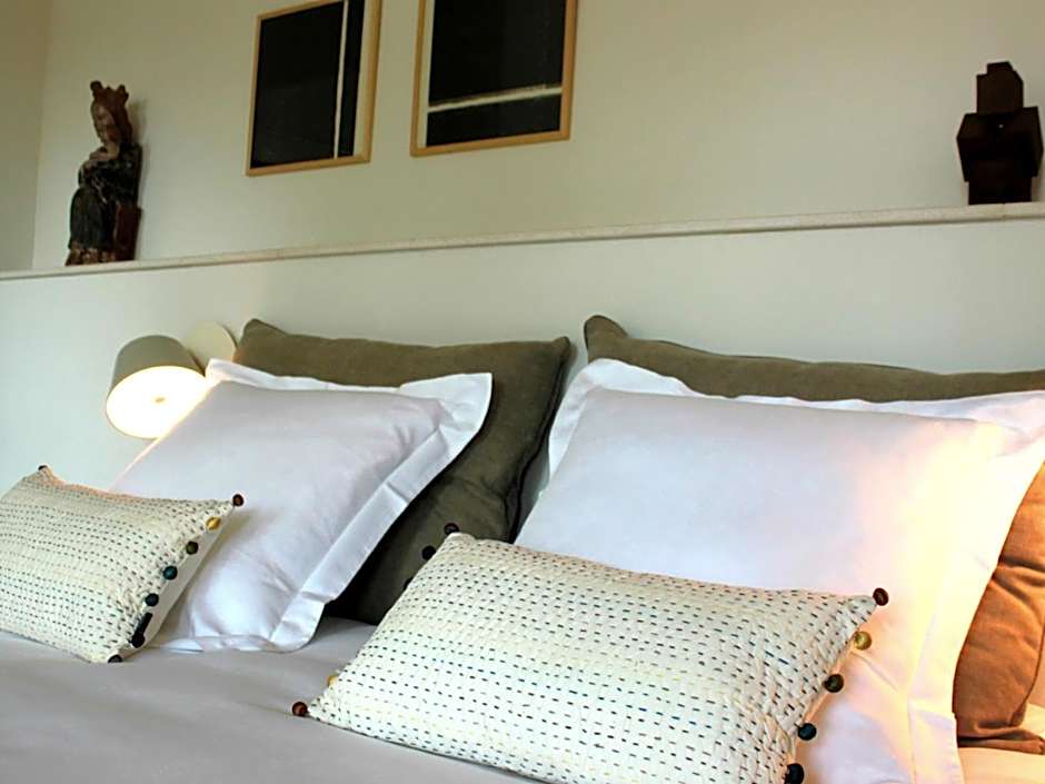 B&B Alphabet - Luxury Guesthouse and Art Gallery