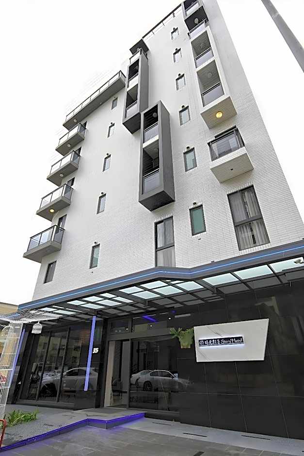 CHECK inn Express Taichung FuXing Hall 2