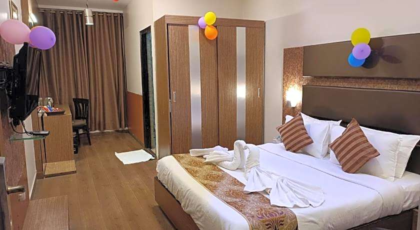 Hotel Cosmos