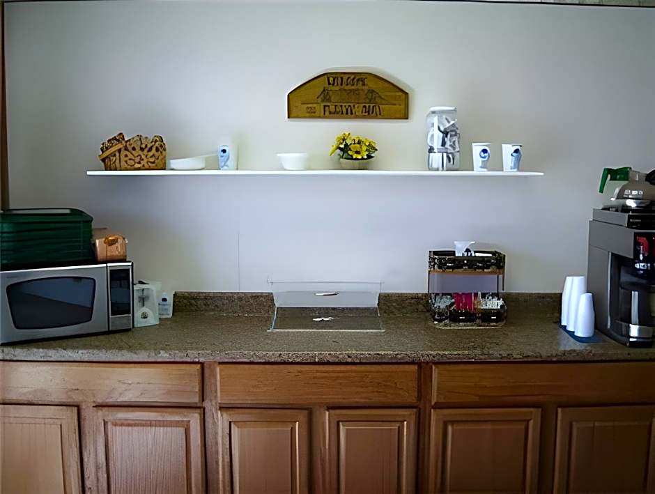 Twelve Oaks Inn