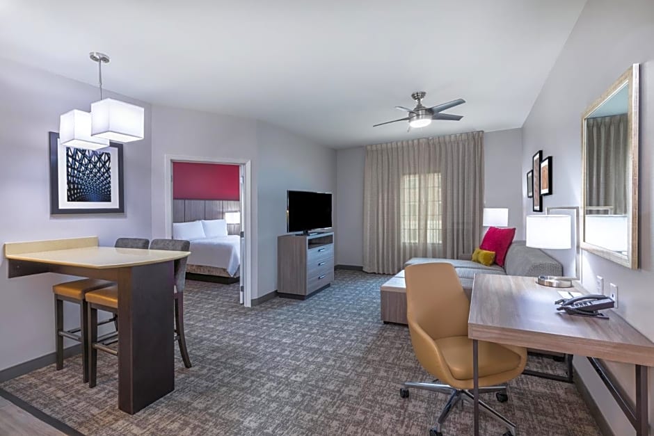 Staybridge Suites IAH Airport East By IHG