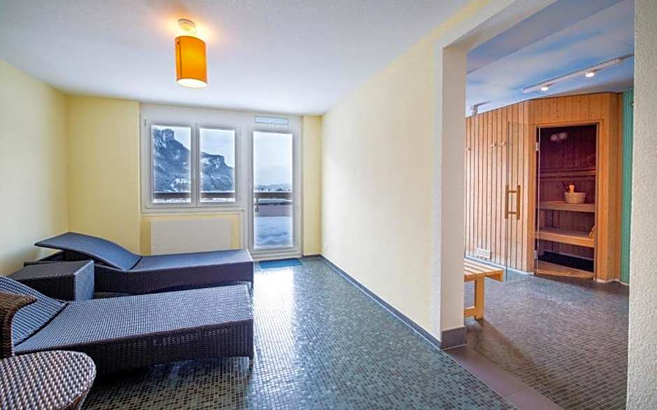 Hotel Sherlock Holmes "nur 200 m zur Gondelbahn Hasliberg"