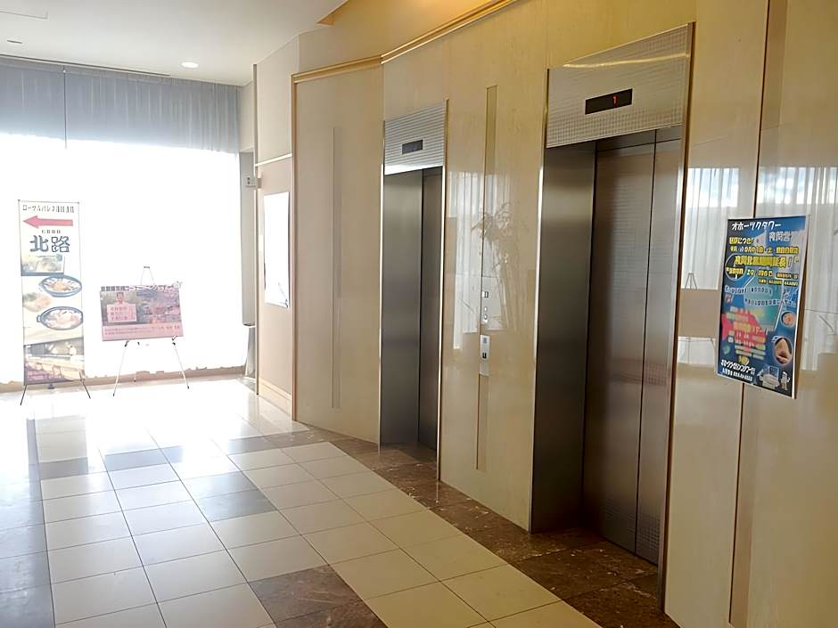 Hotel Okhotsk Palace