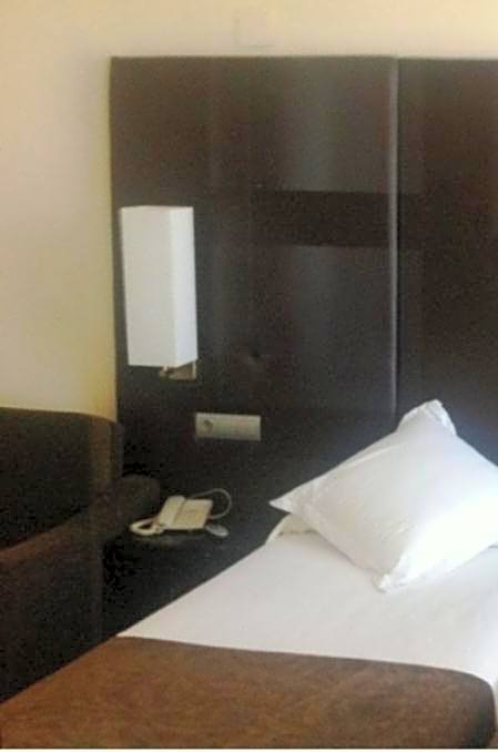 Foto 1 de 4 de Single Room