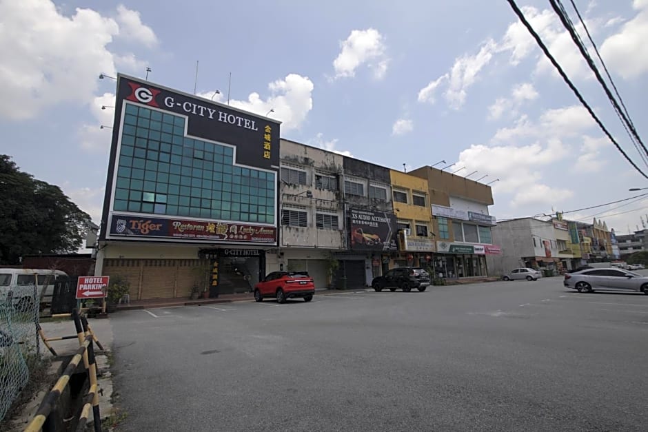 G City Hotel