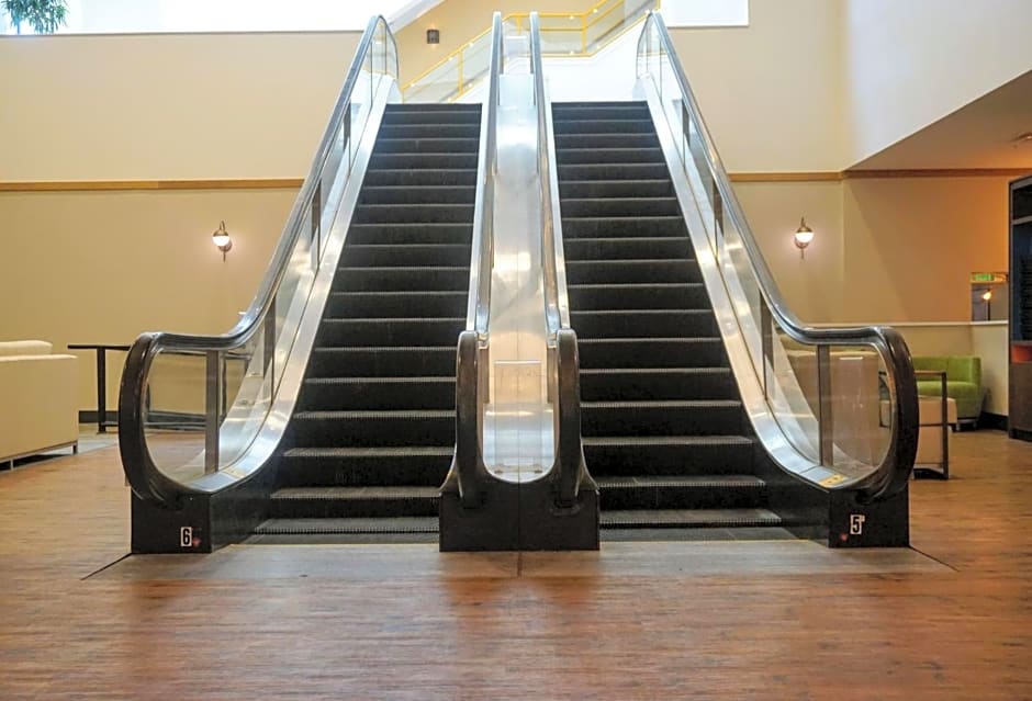Holiday Inn Lancaster By IHG