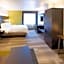 Holiday Inn Express & Suites Worthington By IHG