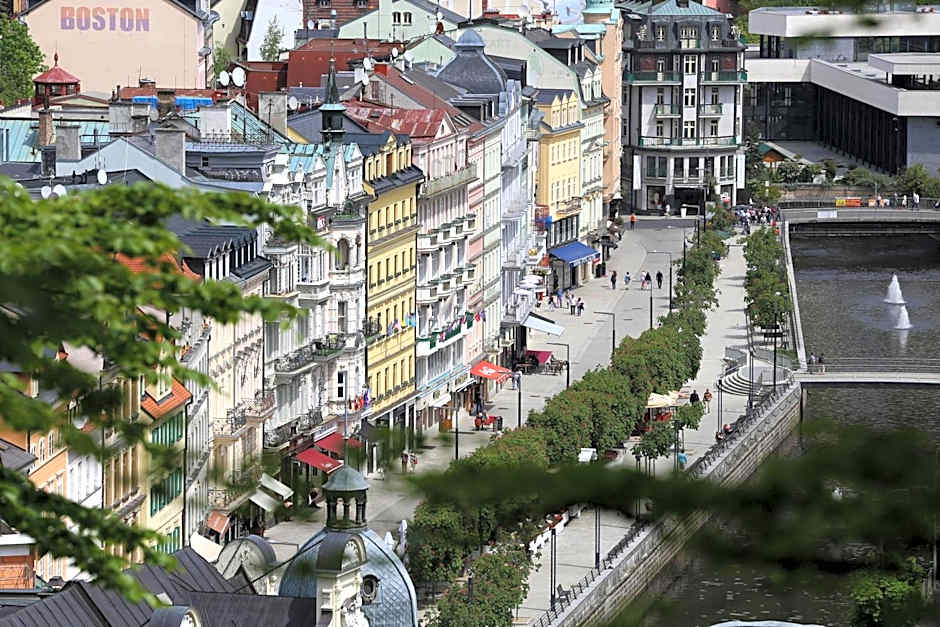 Hotel Renesance Krasna Kralovna