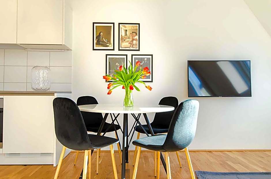 Grand Quarters City Residence