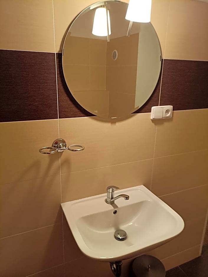 Charles Bridge Hostel & Apartments