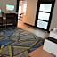 Holiday Inn Express & Suites Caryville By IHG
