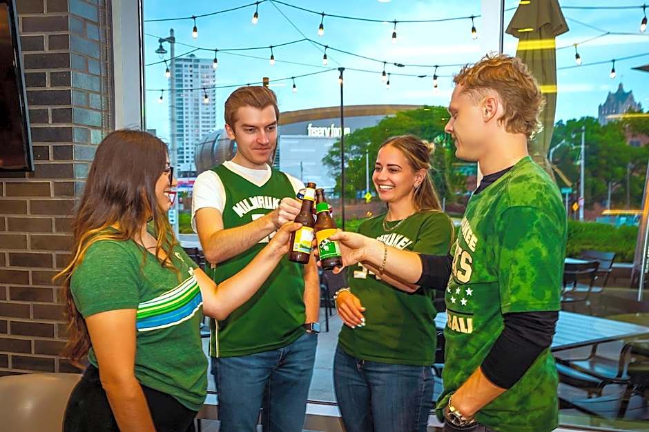 Hyatt Place Milwaukee Downtown