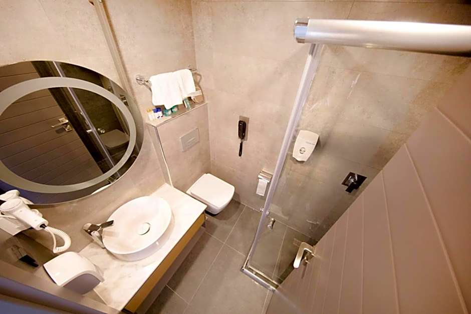 Laren Sea Side Hotel Spa