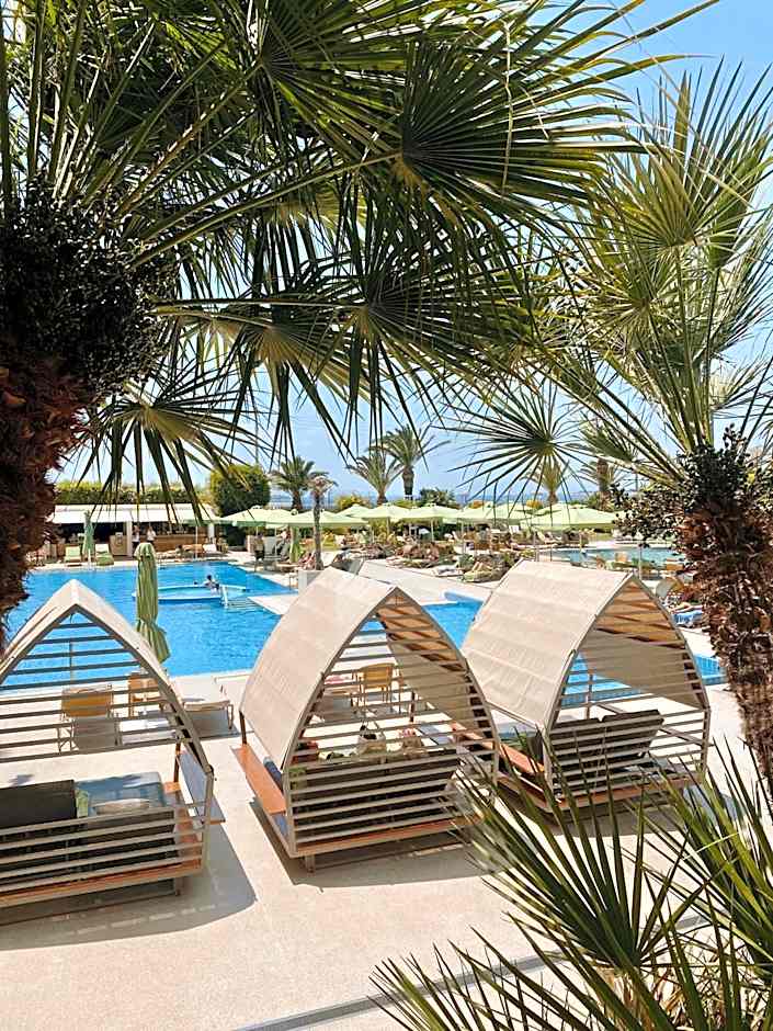 Divani Apollon Palace & Thalasso