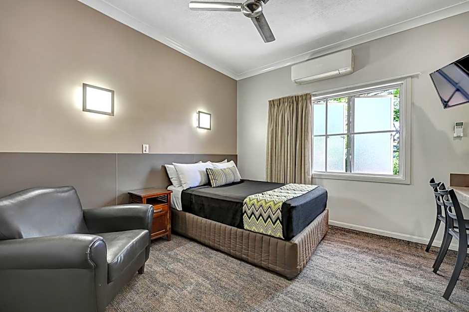 City Oasis Inn Townsville, SureStay Collection by BW